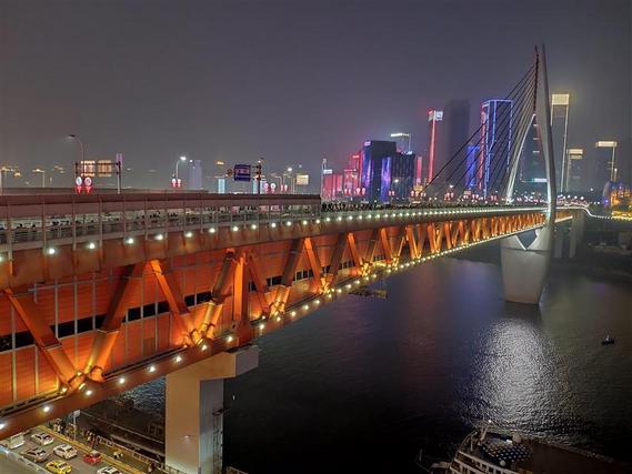重庆 洪崖洞千厮门大桥