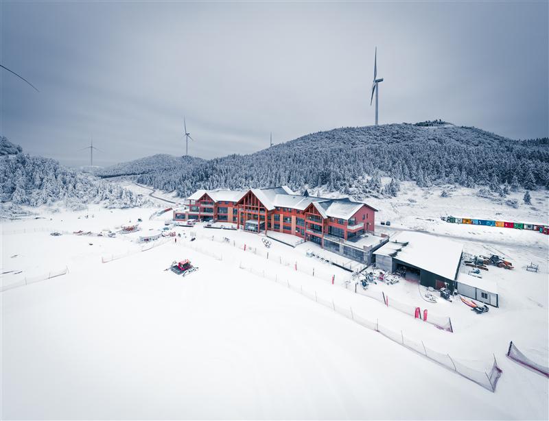 中国 重庆 丰都 南天湖 南天湖国际滑雪场 航拍 冬季 杨志熠