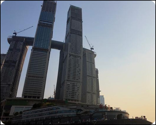 重庆夜景两江游船 重庆 来福士