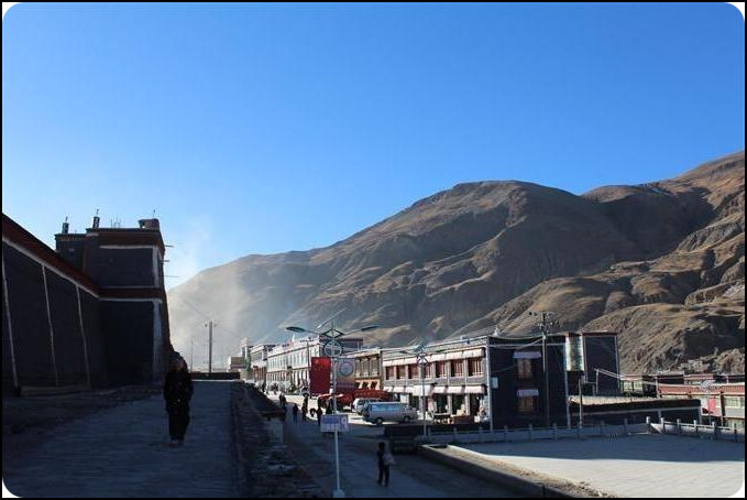 西藏萨迦寺 